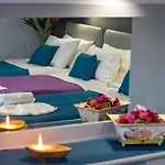 Kahlua Hotel Apartments
