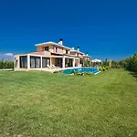 Lemon House
