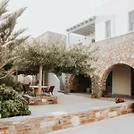 Augustis Suites
