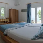 Eleni Goumenaki Rooms
