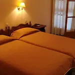 Pothos Hotel