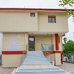 Rent House Karavi