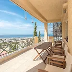 Villa With Sea View & Jacuzzi