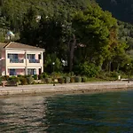 Thalassa Apartments