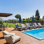 Nastazia Luxury Beach House