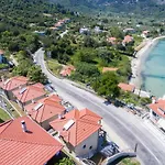 Seascape Villas Kinira