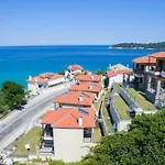 Seascape Villas Kinira