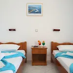 Theocharis Bros - Studios Apartments