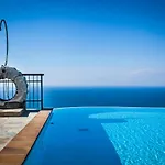 Dohos Boutique Hotel