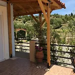 Vlycha Beach Studios & Apartments