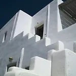 Aeraki Villas