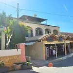 Holiday Apartment Yannis On The Beach Of Agios Gordios In Corfu