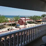 Sea Side Villa Economou