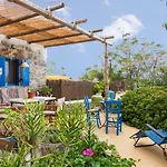 The Architect\'S Village House