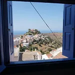 3-Level Doll House In Kea Ioulida/Chora, Cyclades