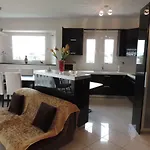 Vivi\'S Home