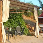 Lenti Street House