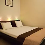Plakes Suites