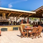 Antonela Sunshine Apartment By Corfu Escapes