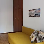 Old Town Apartment With Sea View
