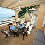 Villa Aktaia