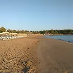 Apartment Next To The Beach