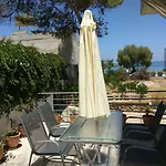 Apartment Next To The Beach