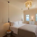 Villa Itis Luxury Suite With Balcony, Panoramic View & Jacuzzi