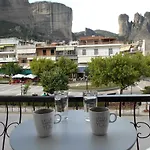 Meteora Deluxe Apartment / Amazing View