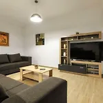 Oresteia Downtown Apartment