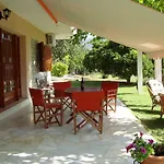 Villa\'S Ground Floor Apartment With 60 Qm Swimming Pool