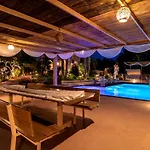 Villa Maira Luxurious With Private Swimming Pool