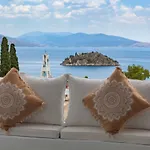 Elena\'S Tolo Sea View