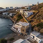 Poudas House