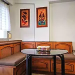 Joel\'S Big And Cosy Apartment Close To The Beach