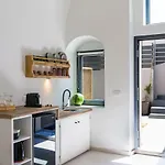 Echo Caves Suites