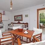 Marlitsis Apartments & Studios