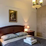 Holy Paraskevi Apartment