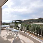 Luxe Villa Livadia, 10 Personen