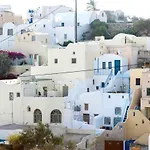 Black Rock Traditional Rooms