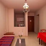 Eleonora Hotel