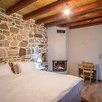 Hotel Arhontiko Vourloka