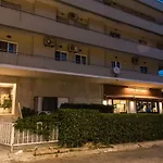 Alex\'S Place