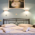 Yiannis Apartments