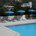Iris Hotel