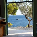 Kavos Bay Seafront Hotel