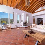 Villa Pirgadikia