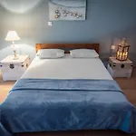 Panos Apartments