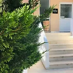 Korona Beach Apartments Iiiι