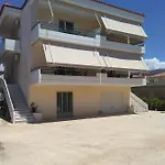 Fofi\'S House